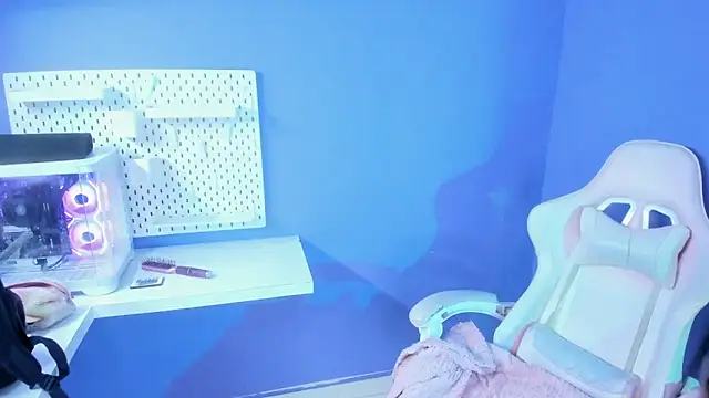 Snapshot of Annie9_ chatting on October 2025 02:40:02 AM Annie9 online show from October 2025 02:40:02 AM