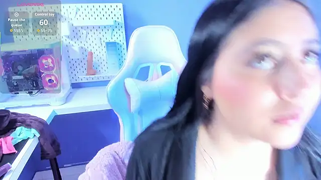 Snapshot of Annie9_ chatting on October 2025 04:12:02 AM Annie9 online show from October 2025 04:12:02 AM