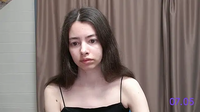 Snapshot of sweet_sweet_angel chatting on May 2026 09:25:01 AM sweet sweet angel online show from May 2026 09:25:01 AM