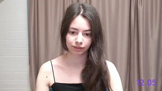 Snapshot of sweet_sweet_angel chatting on May 2026 09:28:02 AM sweet sweet angel online show from May 2026 09:28:02 AM