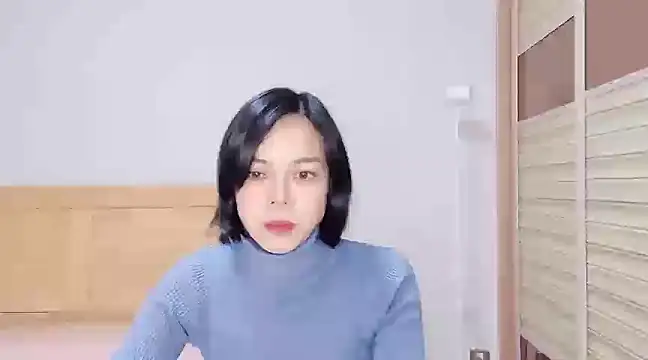 Linda-LL online show from December 2024 12:38:01 PM