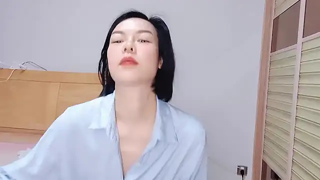 Linda-LL online show from December 2024 09:51:01 PM