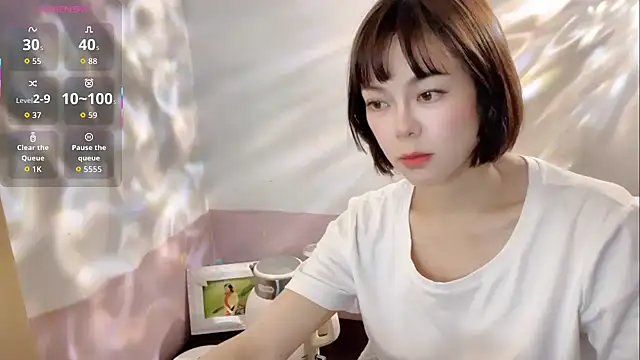 Linda-LL online show from October 2025 06:03:02 AM