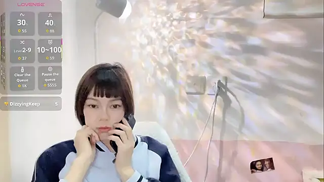 Linda-LL online show from October 2025 11:25:01 AM