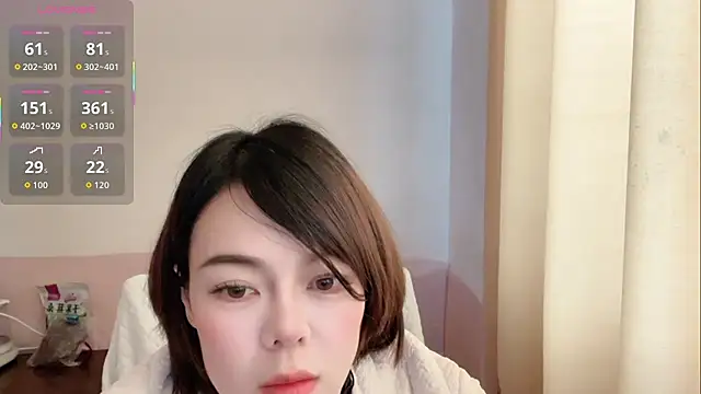 Snapshot of Linda-LL chatting on February 2026 04:41:02 AM Linda-LL online show from February 2026 04:41:02 AM