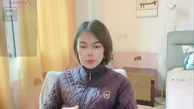 Snapshot of Linda-LL chatting on March 2026 04:18:02 AM Linda-LL online show from March 2026 04:18:02 AM