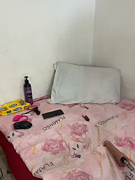 paisitahot1975 online show from March 2026 11:01:01 PM