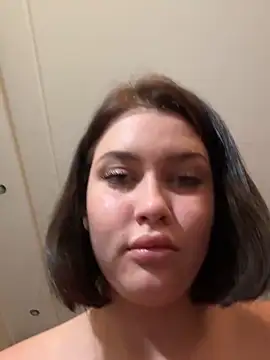 KikiWatson online show from October 2025 04:08:01 PM