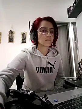 your red rose  online show from March 2025 11:53:02 AM