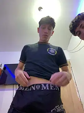 LatinBoysxxx online show from December 2024 07:02:02 PM