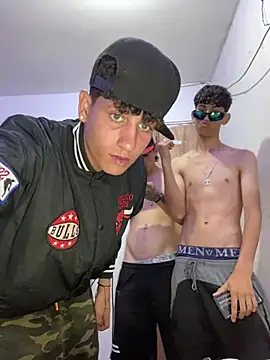 LatinBoysxxx online show from February 2025 06:22:02 PM