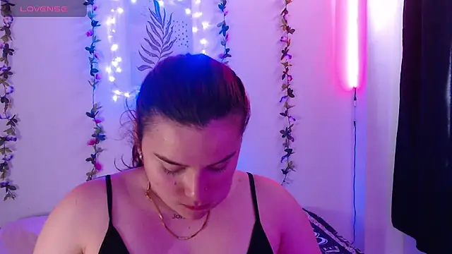 Nika 1  online show from February 2025 05:09:01 PM