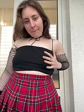 Topvi  online show from April 2026 03:00:01 PM