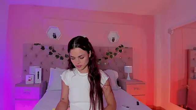 HannaRhodes online show from January 2025 10:23:01 PM