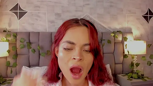 HannaRhodes online show from January 2025 04:04:02 PM