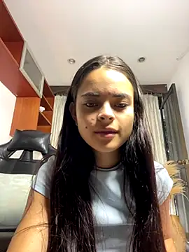 HannaRhodes online show from November 2025 11:41:01 AM