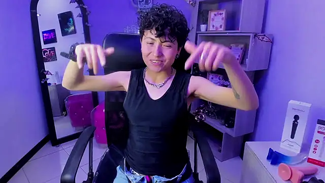 Im Mathias online show from October 2025 02:44:01 AM