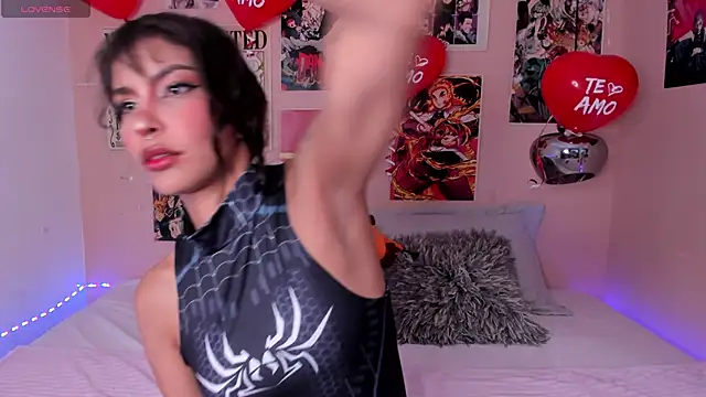 Snapshot of Luna-Chann chatting on February 2025 07:39:01 PM Luna-Chann online show from February 2025 07:39:01 PM