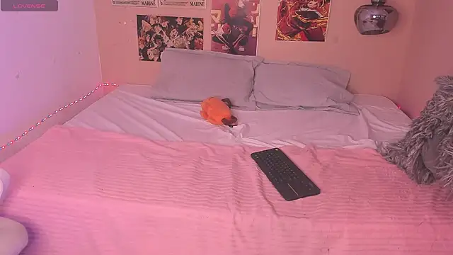 Snapshot of Luna-Chann chatting on February 2025 01:46:02 AM Luna-Chann online show from February 2025 01:46:02 AM