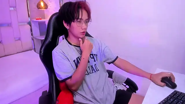 Eriol  online show from September 2025 12:17:02 PM