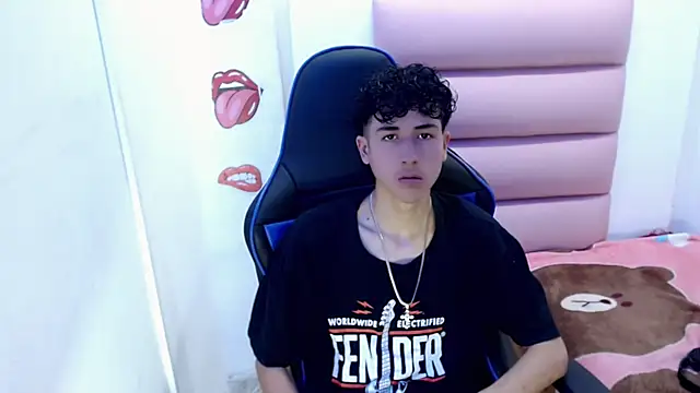 johnny cagee online show from December 2024 04:20:01 AM