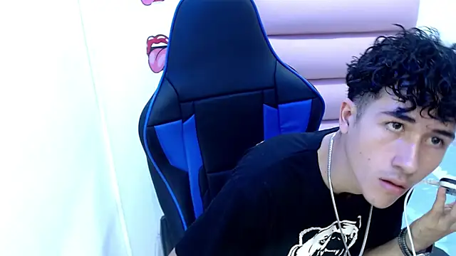 johnny cagee online show from December 2024 03:30:01 AM