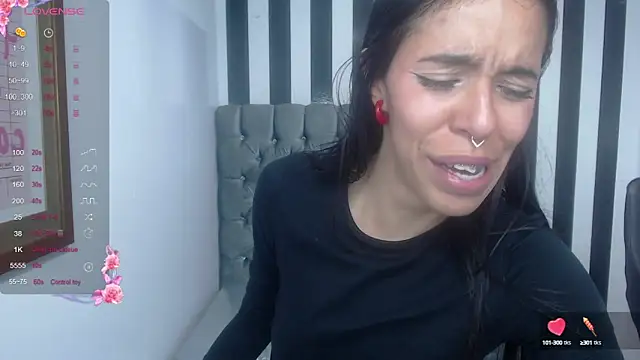 stephania t online show from January 2025 01:32:02 PM