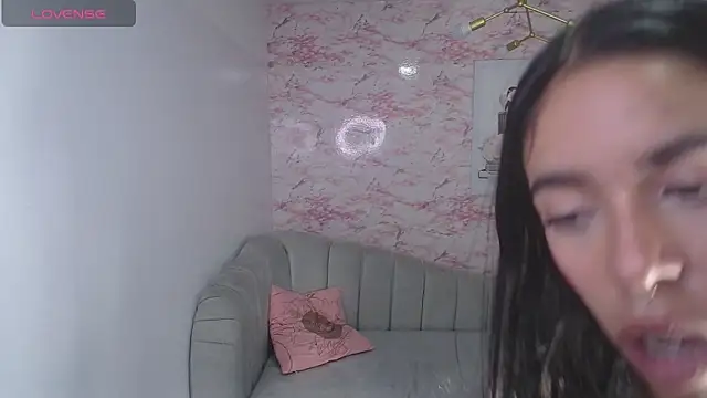 stephania t online show from January 2025 07:31:01 PM