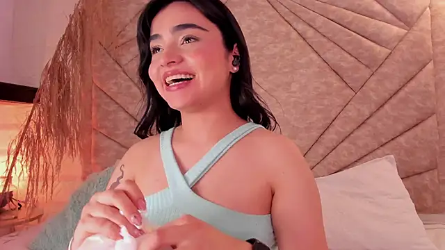 Snapshot of ConnieFontane chatting on March 2025 07:37:02 AM ConnieFontane online show from March 2025 07:37:02 AM