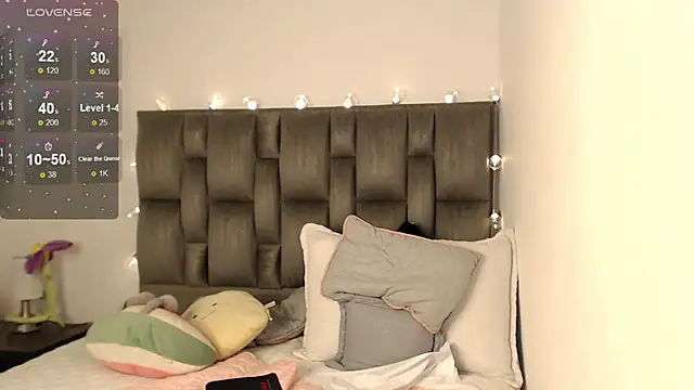 Snapshot of julz_03 chatting on December 2024 06:35:01 PM julz 03 online show from December 2024 06:35:01 PM