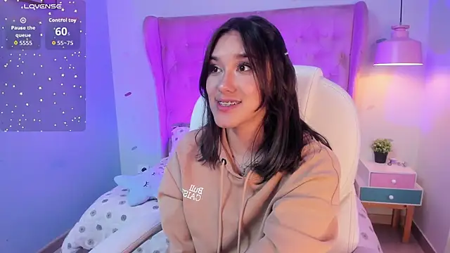  Sophie  miller online show from September 2025 09:42:01 PM