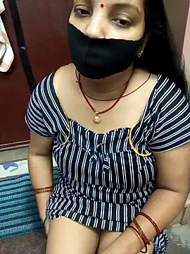 Snapshot of Manjudear chatting on July 2026 02:05:17 AM Manjudear online show from July 2026 02:05:17 AM