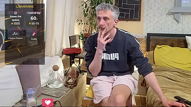 unclestefansdick online show from April 2026 02:07:02 PM