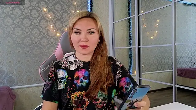-DIVORA- online show from December 2024 08:20:01 AM
