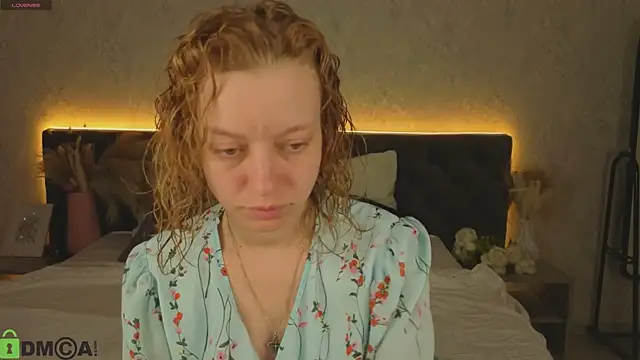 Michelle Blond online show from April 2026 08:04:01 AM