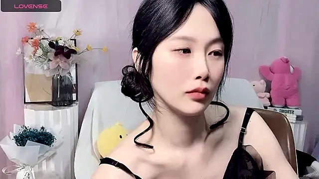 LaoSHI-999 online show from March 2025 12:26:02 AM