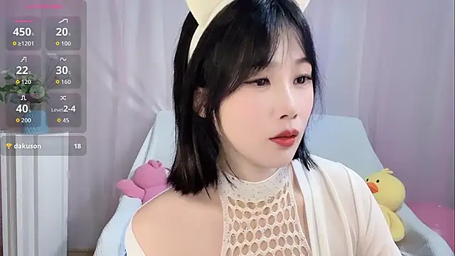 LaoSHI-999 online show from November 2025 10:59:01 AM