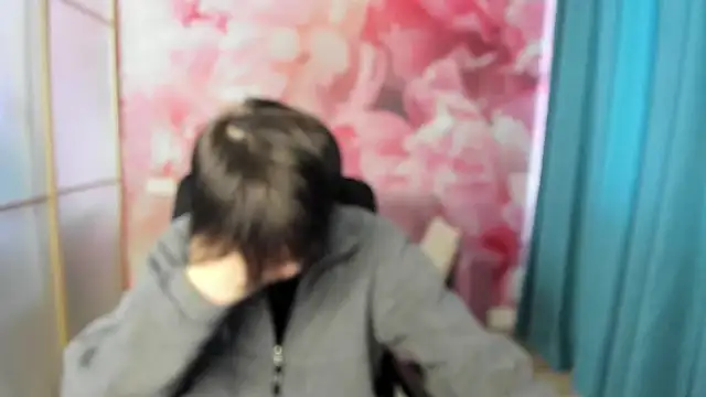 Snapshot of EmiliaYours chatting on December 2024 12:38:02 PM EmiliaYours online show from December 2024 12:38:02 PM