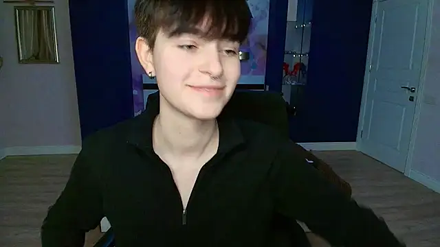 Snapshot of EmiliaYours chatting on January 2025 03:51:01 PM EmiliaYours online show from January 2025 03:51:01 PM