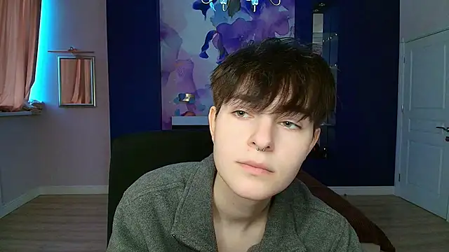 Snapshot of EmiliaYours chatting on January 2025 12:41:02 PM EmiliaYours online show from January 2025 12:41:02 PM