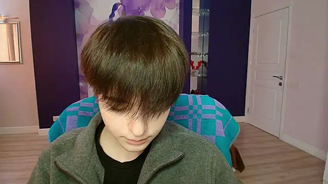 Snapshot of EmiliaYours chatting on February 2025 12:47:01 PM EmiliaYours online show from February 2025 12:47:01 PM