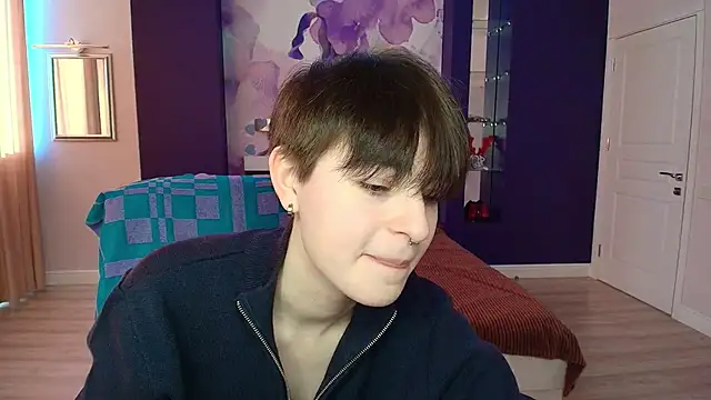 Snapshot of EmiliaYours chatting on February 2025 01:03:02 PM EmiliaYours online show from February 2025 01:03:02 PM