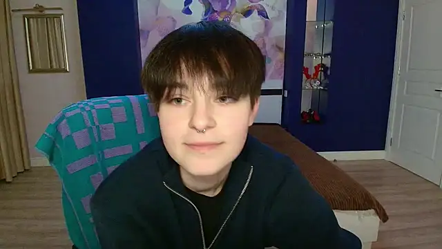 Snapshot of EmiliaYours chatting on February 2025 04:42:02 PM EmiliaYours online show from February 2025 04:42:02 PM