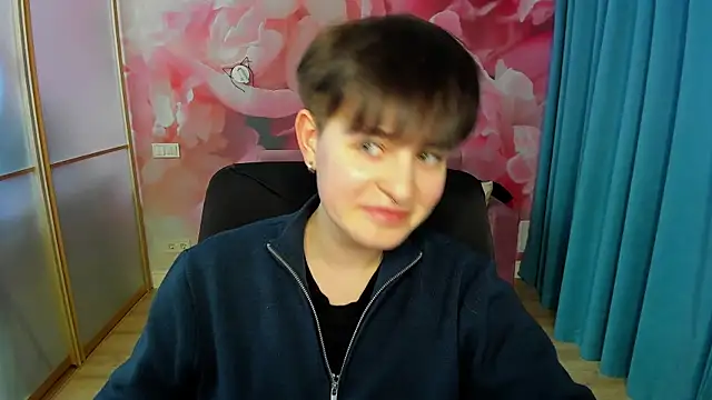 Snapshot of EmiliaYours chatting on February 2025 04:05:02 PM EmiliaYours online show from February 2025 04:05:02 PM