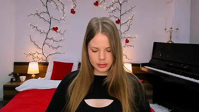 holy kitty online show from March 2025 06:08:02 AM