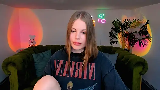 holy kitty online show from September 2025 09:11:01 AM