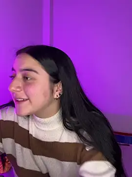 Snapshot of Cassie-millers chatting on February 2025 04:26:02 PM Cassie-millers online show from February 2025 04:26:02 PM