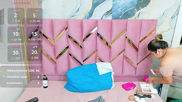 collegepawglovedaddy online show from November 2025 12:31:02 AM