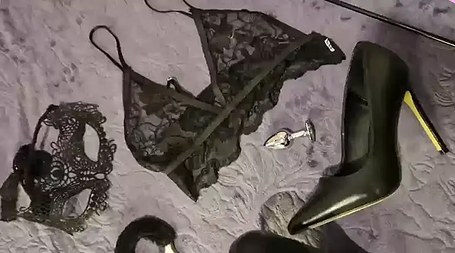 Snapshot of culbutemoi4 chatting on March 2025 08:37:02 AM culbutemoi4 online show from March 2025 08:37:02 AM