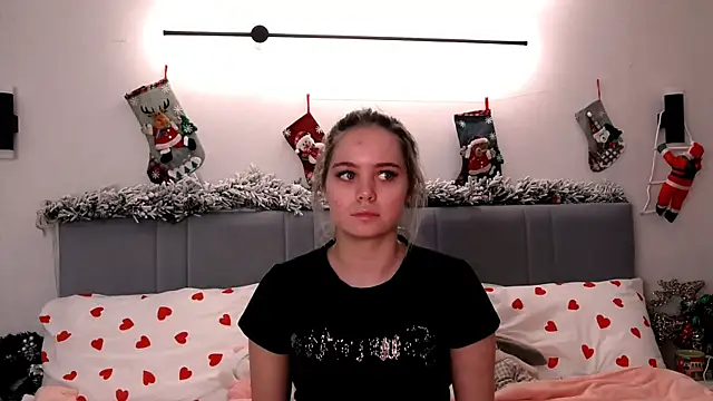 SIlviaBeyt online show from December 2024 06:37:02 PM